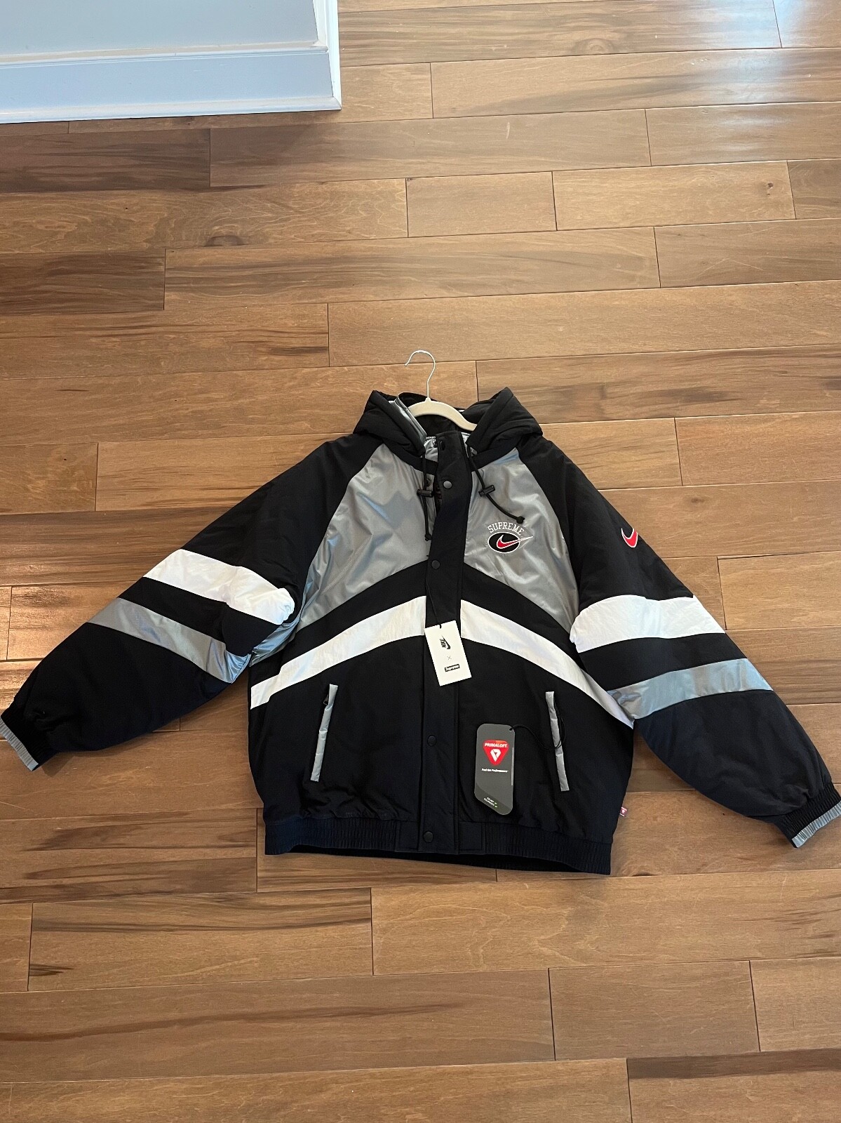 Supreme Nike Hooded Sport Jacket Silver Men's L SS19 - New Supreme Nike Hooded Sport Jacket Silver Men's L SS19 - New