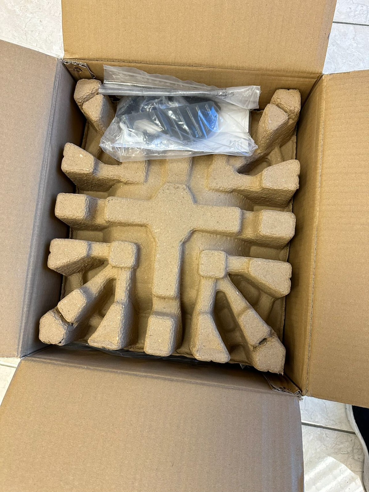 AIPER Cordless Robotic Automatic Pool Cleaner Vacuum,5000 mAh  Rechargeable USED