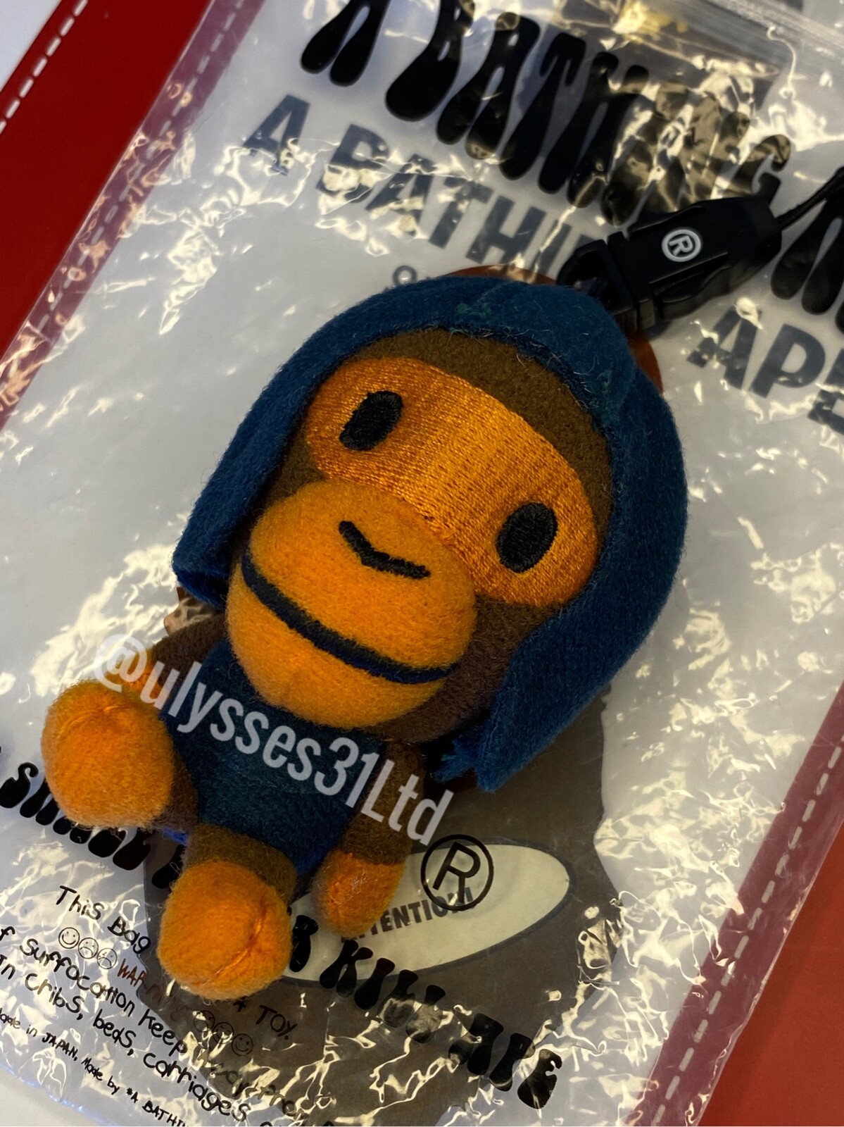 小物 BAPE BABY MILO SESAME STREET KEYCHAIN BABY MILO KEYCHAIN | bape.com