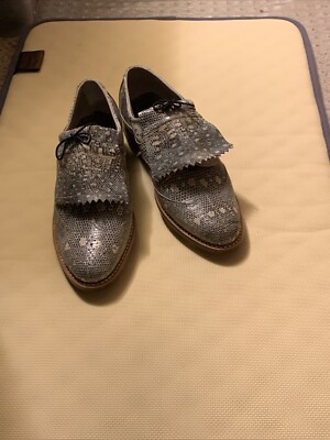 Lizard skin Golf Shoes