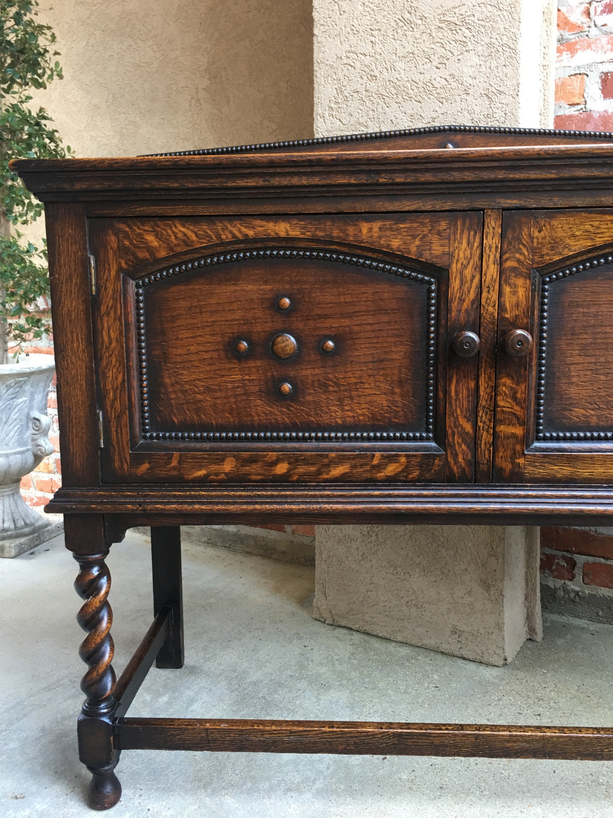 Antique English Carved Tiger Oak Sideboard Buffet Cabinet BARLEY TWIST Jacobean