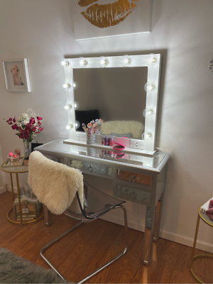Large vanity 2024 mirror with lights