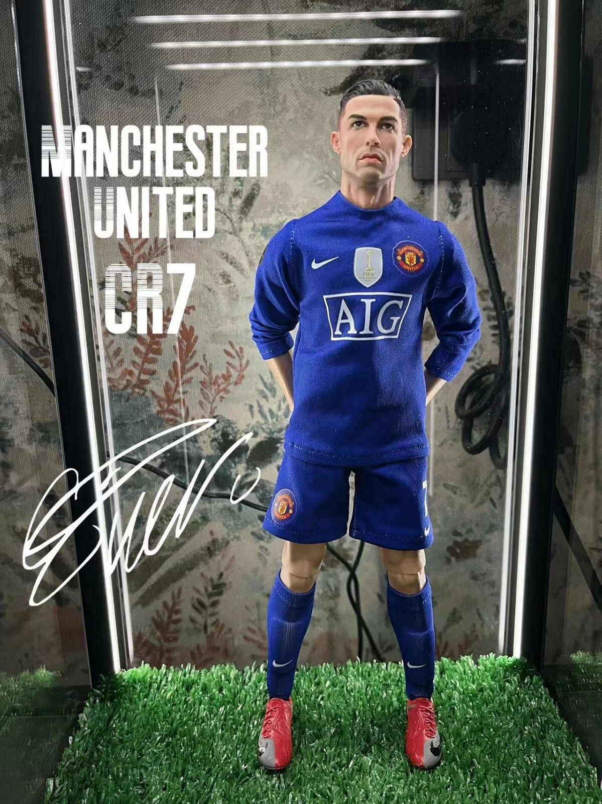 ロナウド　フィギュア　1/6 スーツ　RONALDO ロナウド フィギュア 1/6 スーツ RONALDO - メルカリ