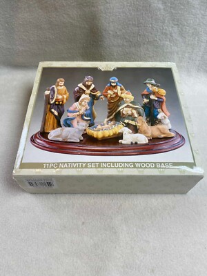 Vintage 11 Piece Nativity Set with Wooden Base - New in Package