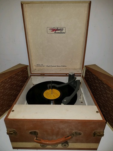 Vintage Fidelity Portable Phonograph Mark 105