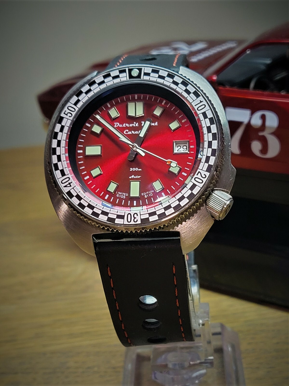 Pre-owned Detroit Mint Rally Diver Red Light Automatic Watch