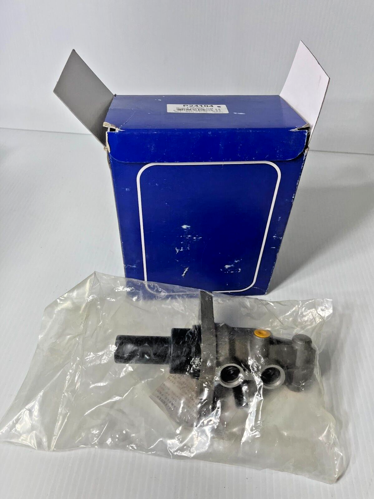 とまと様　専用 Toyota 47028-07010 Brake Master Cylinder NEW | eBay