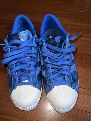 Adidas superstar blue camo top