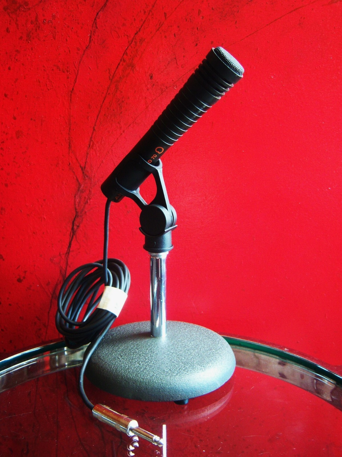 Vintage 1980's AKG D70 / D70ME Dynamic cardioid microphone w