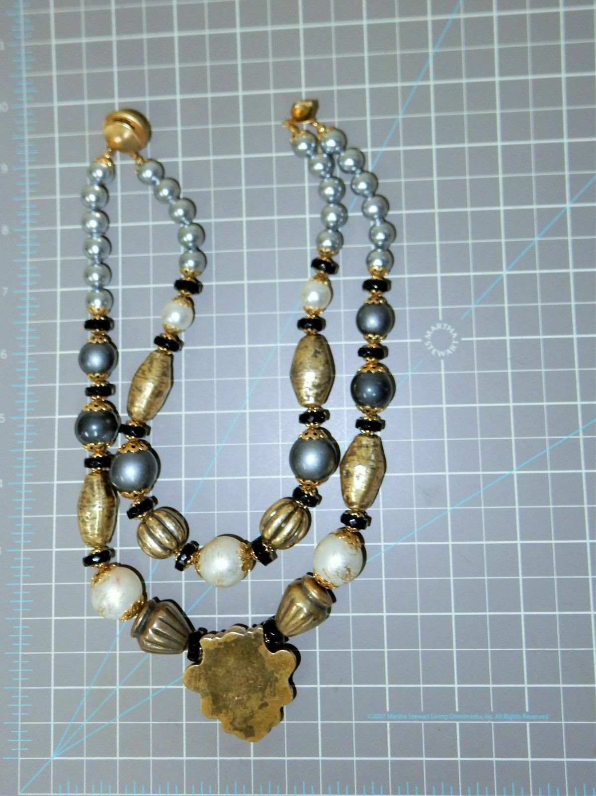 VTG NOUVEAU DECOR - ACRYLIC/ BRASS/ GOLD PLATED DOUBLE STRANDS NECKLACE