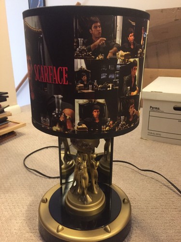the world is yours scarface lamp