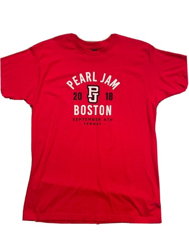 Pearl Jam -  L T-SHIRT  Boston SET LIST  2018 Tour Fenway Park SEPT 4 - NIGHT 2