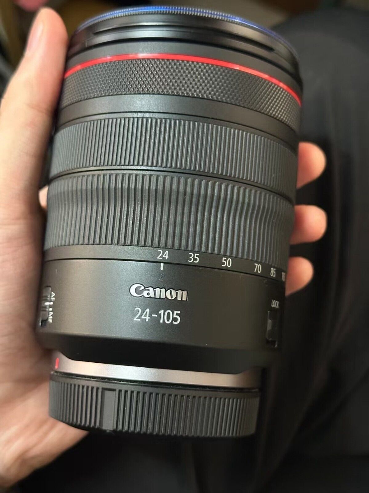 Canon RF 24-105mm F4 L IS USM full-frame red circle micro Canon RF 24-105mm F4 L IS USM full-frame red circle micro
