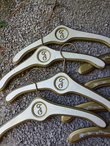 Lot 8 heavy SHABBY VTG CHIC F Floral GOLD & WHT WOOD CLOTHES DISPLAY HANGER SET