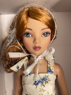 Ellowyne Wilde ''Baby Doll Basic Red'' FULL DOLL & OUTFIT NRFB - Tonner WI VDC