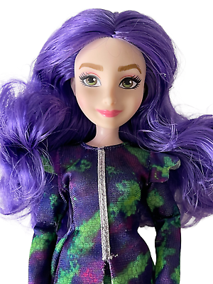 Disney Descendants 3 Isle Of The Lost MAL Exclusive Doll 11