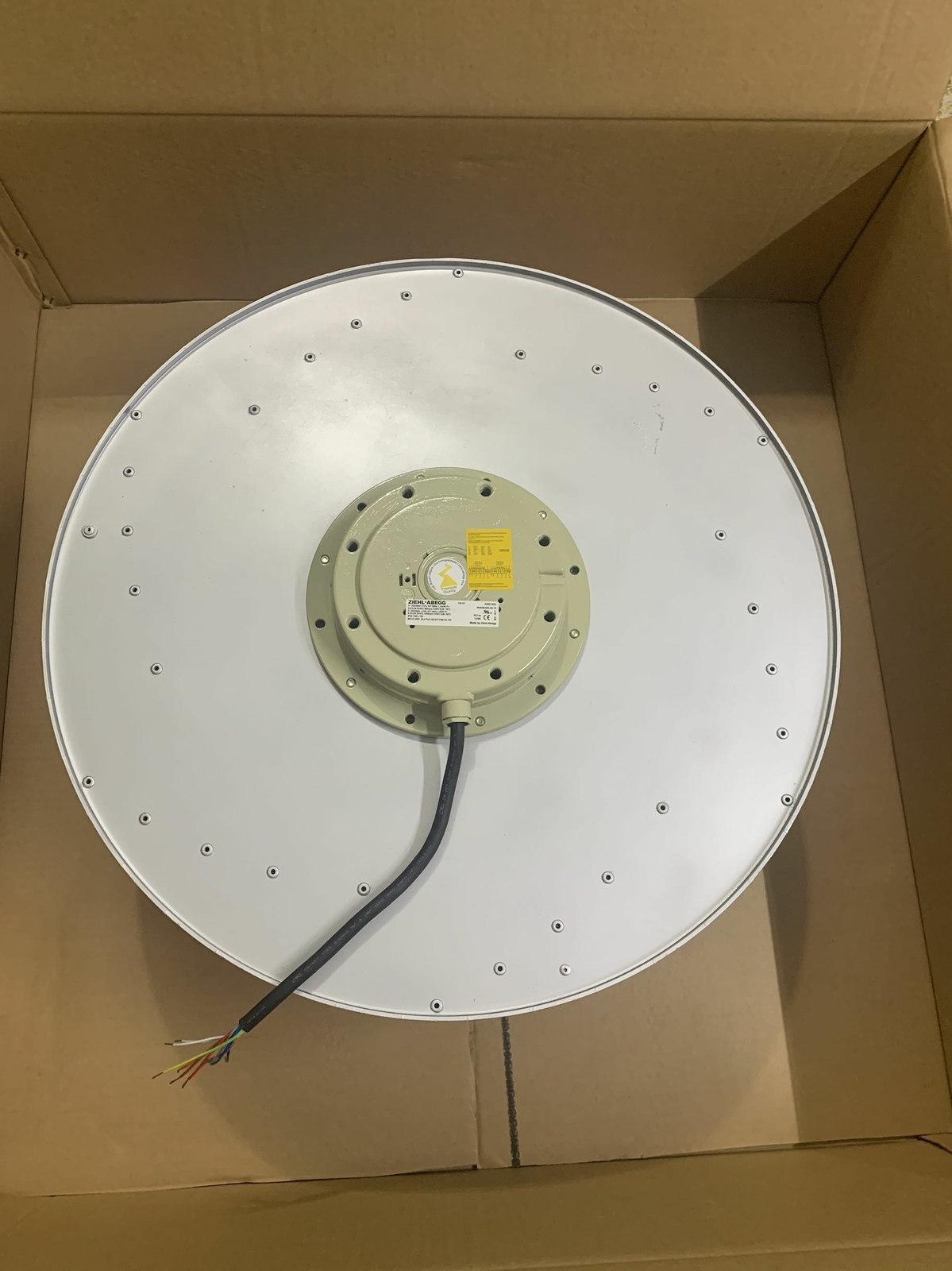 （お得な特別割引価格） Ziehl-abegg RH63M-6DK.6N.1R Centrifugal fan 230/400VAC 卵
