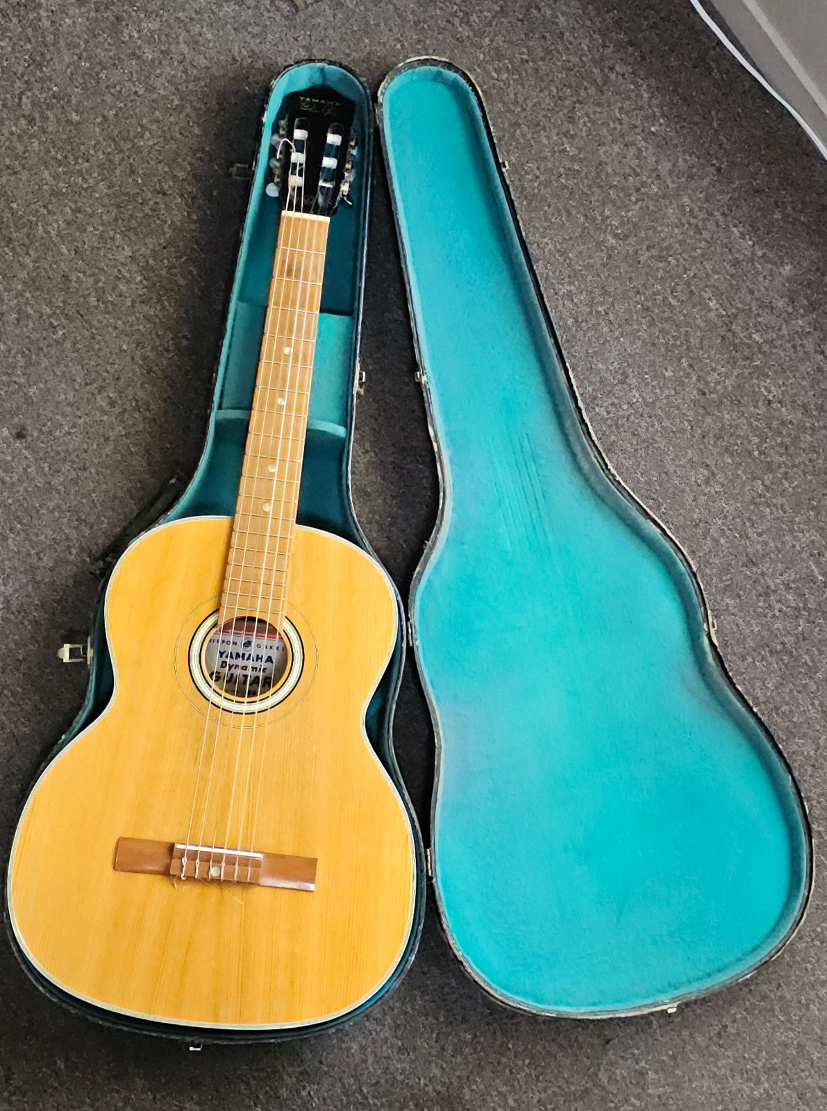 ギター Yamaha Dynamic Guitar No. 20 ギター Yamaha Dynamic Guitar No. 20 Yamaha Dynamic Guitar No.20