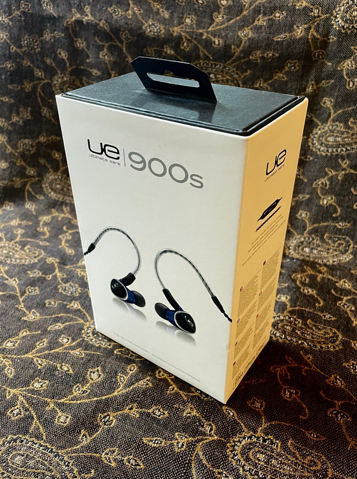 Logitech Ultimate Ears UE 900s Studio-Grade Premium Noise Isolating Earphones