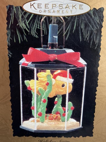 1995 Hallmark Keepsake Ornament Holiday Swim Magic Light Goldfish Fish Tank!!