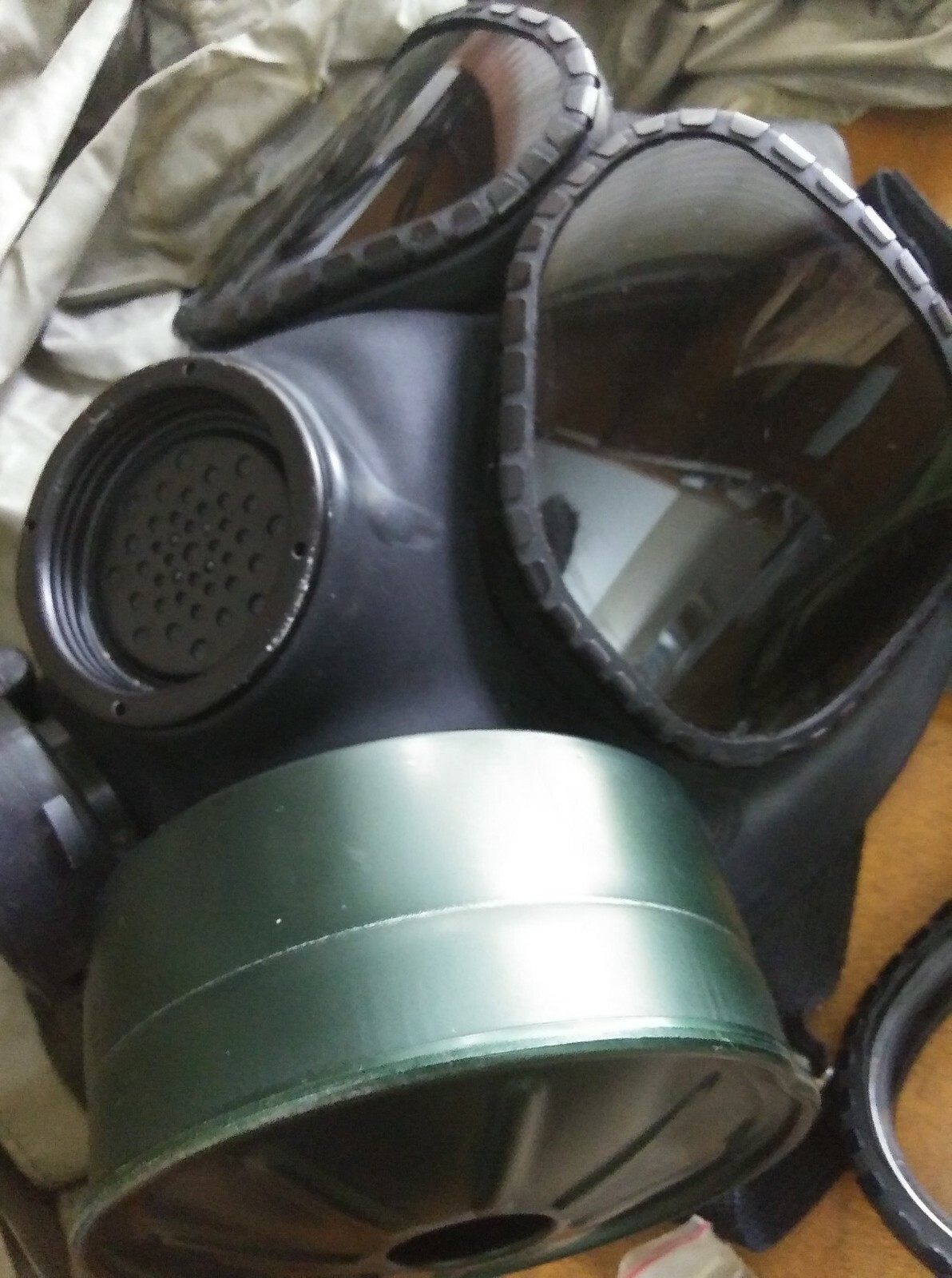 Купить Противогаз USGI M40 Gas Mask A1 facepiece & CBRN NBC kit size