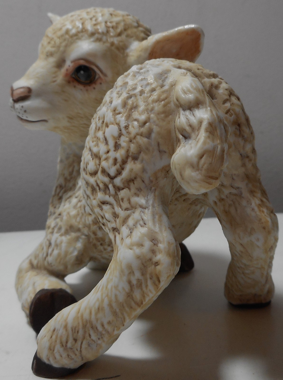 Vintage 1980 River Shore RJ Brown Clover Lamb Sheep figurine realistic details