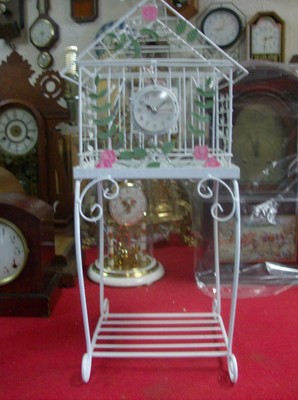Large Metal Bird Cage Desk/Shelve/Mantel Clock  ( Quartz)  (New IN Box)