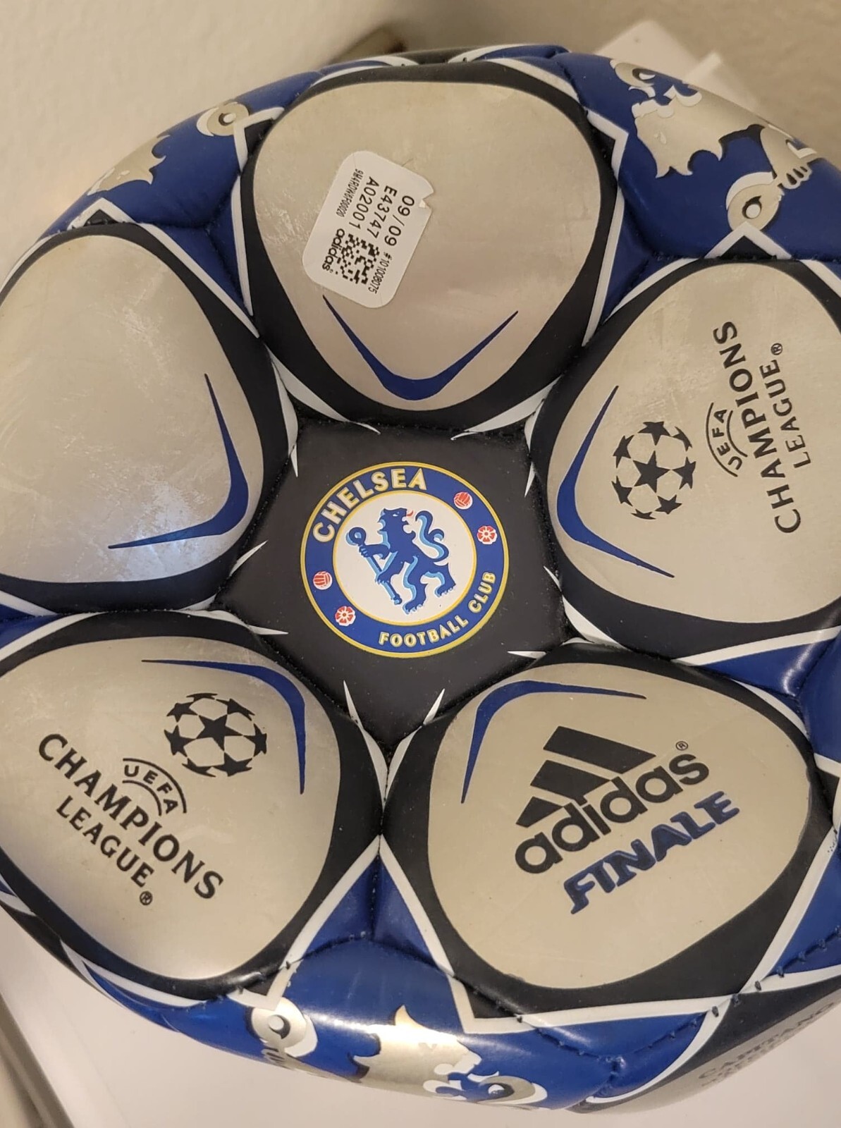 Chelsea UEFA Champions League ベンチコート L UEFA Champions League patch - Madrid, Munich, Chelsea