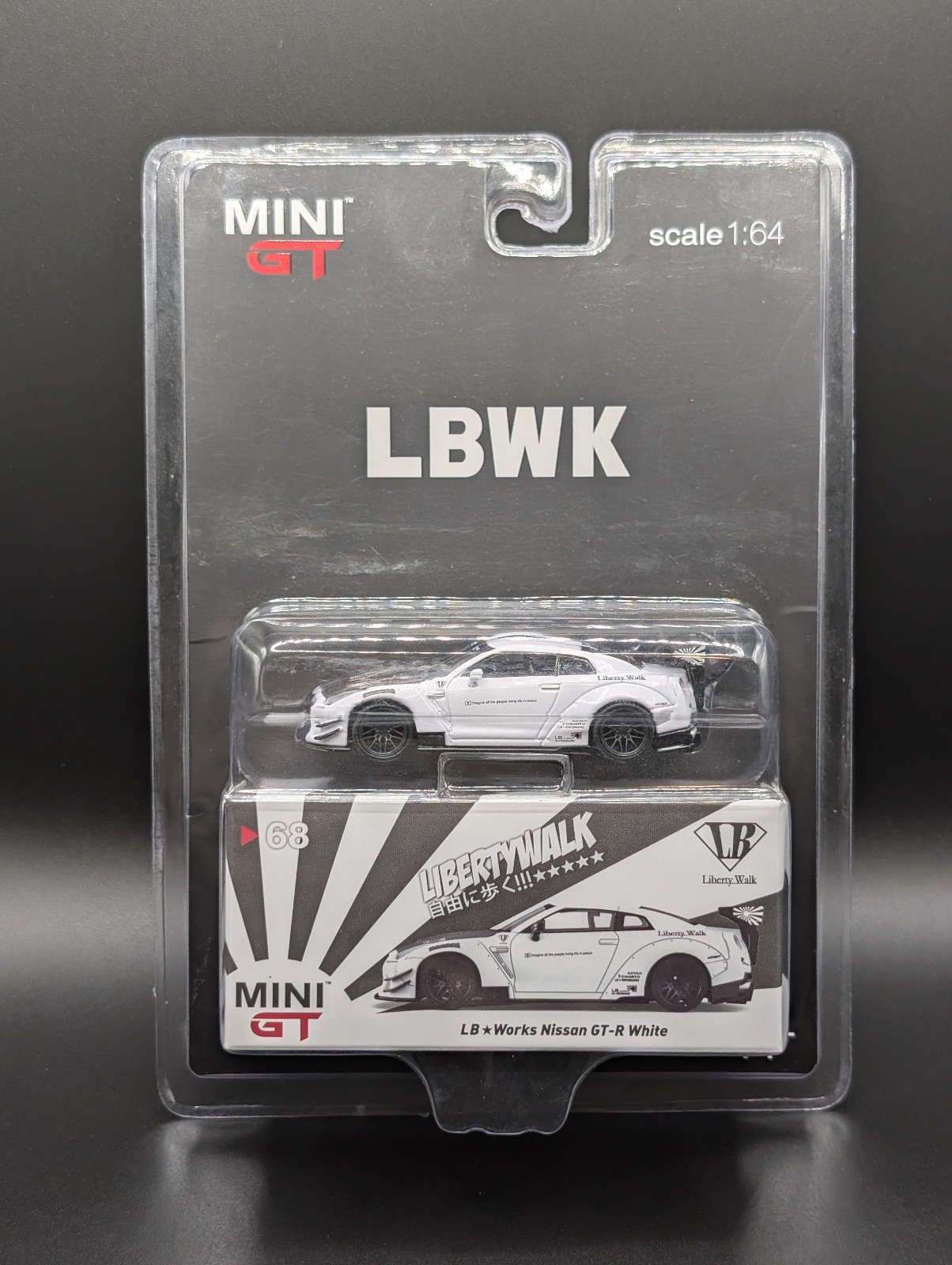 MINI GT LB★WORKS Nissan GT-R 1/64 s-l1200.jpg
