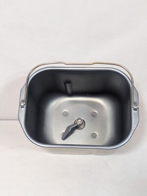 Magic Chef CBM-200 Bread Maker Loaf Pan  Baking Pan With Insert Paddle