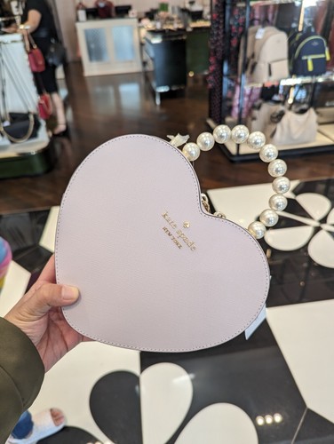 ショルダーバッグ・ポシェット Kate Spade Love Shack 3d Mini Heart Crossbody KK209 Kate Spade Love Shack Quilted 3D Heart Crossbody Ruby Red