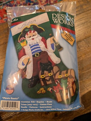 Design Works Felt Applique DIY Christmas Stocking Kit 18'' Pirate Santa Treasure
