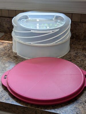Round expandable  & collapsible Tupperware Cake & Pie Carrier cake taker 