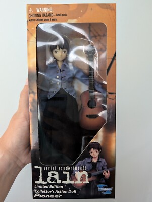 SERIAL EXPERIMENTS LAIN GUITAR OUTFIT DOLL ACTION FIGURE LIMITED EDITION NEW