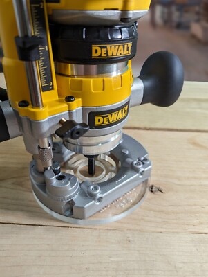 5.75'' Circle baseplate upgrade with bushing compatibility for Dewalt DNP612