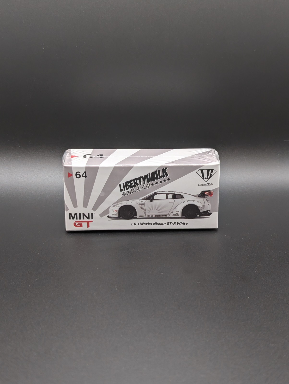 MINIGT 1/64 LB★WORKS Nissan GT-R White MINIGT.com – Welcome to the World of 1:64!