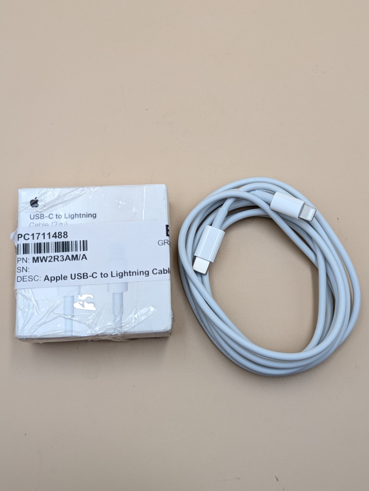 Apple MW2R3AM/A USB-C to Lightning Cable (2 m)