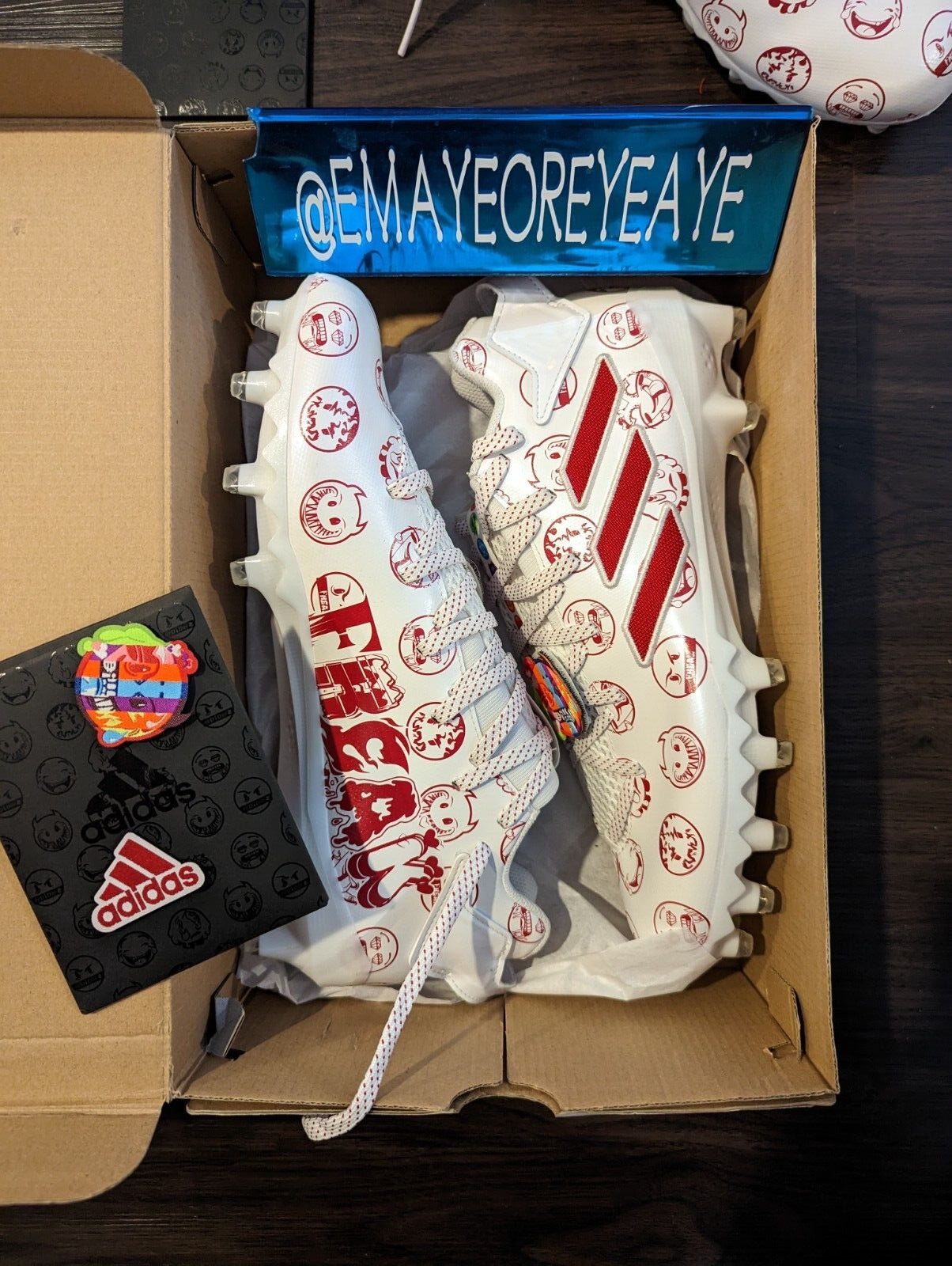 adidas Freak 22 BIG MOOD DSG SM Team White Red Smile GZ6901