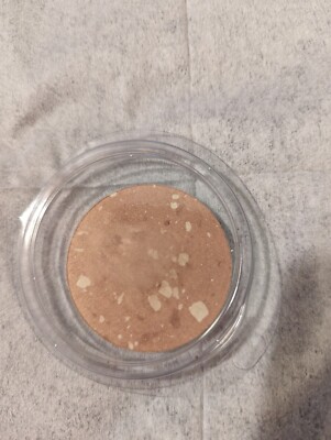 Vincent Longo  Bronzer For Face &Body Golden Glow Pt.10356 Refill In Clamshell