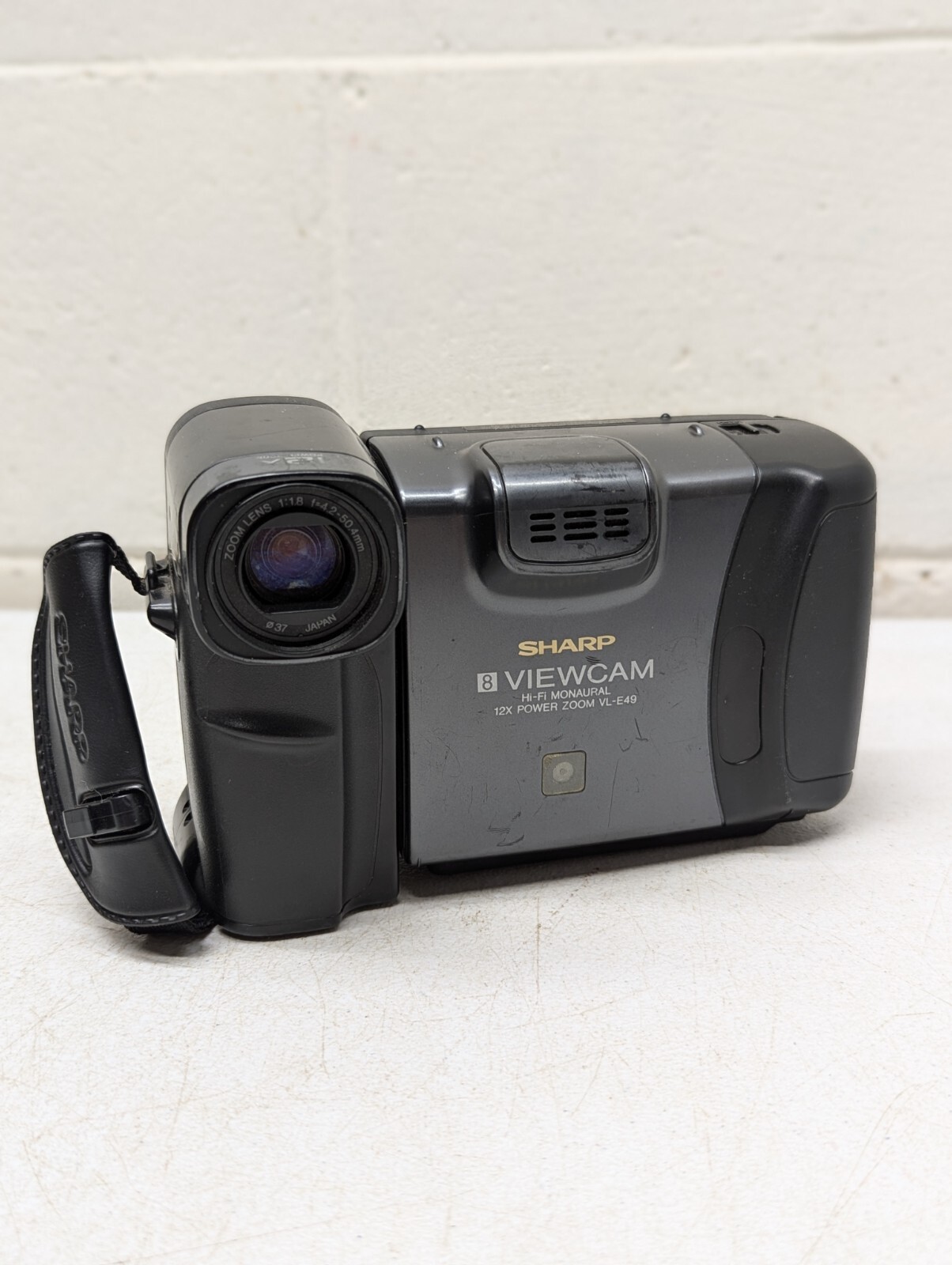 Sharp VL-E49 U ViewCam Monaural 8mm Video8 Camcorder LCD
