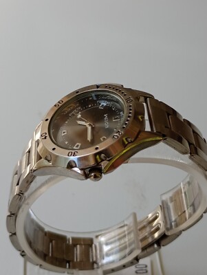 Wilon  Women Stainless Steel Silver Black Dial Watch