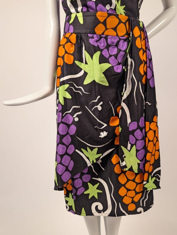 YSL YVES SAINT LAURENT 2 PC FRUIT + FACE PRINT DRESS | eBay