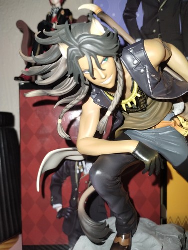 Aniplex Disney Twisted Wonderland Leona Kingscholar 1/8