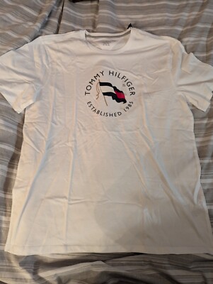 Tommy Hilfiger established 1985 Flag XL white short sleeve unisex t-shirt top