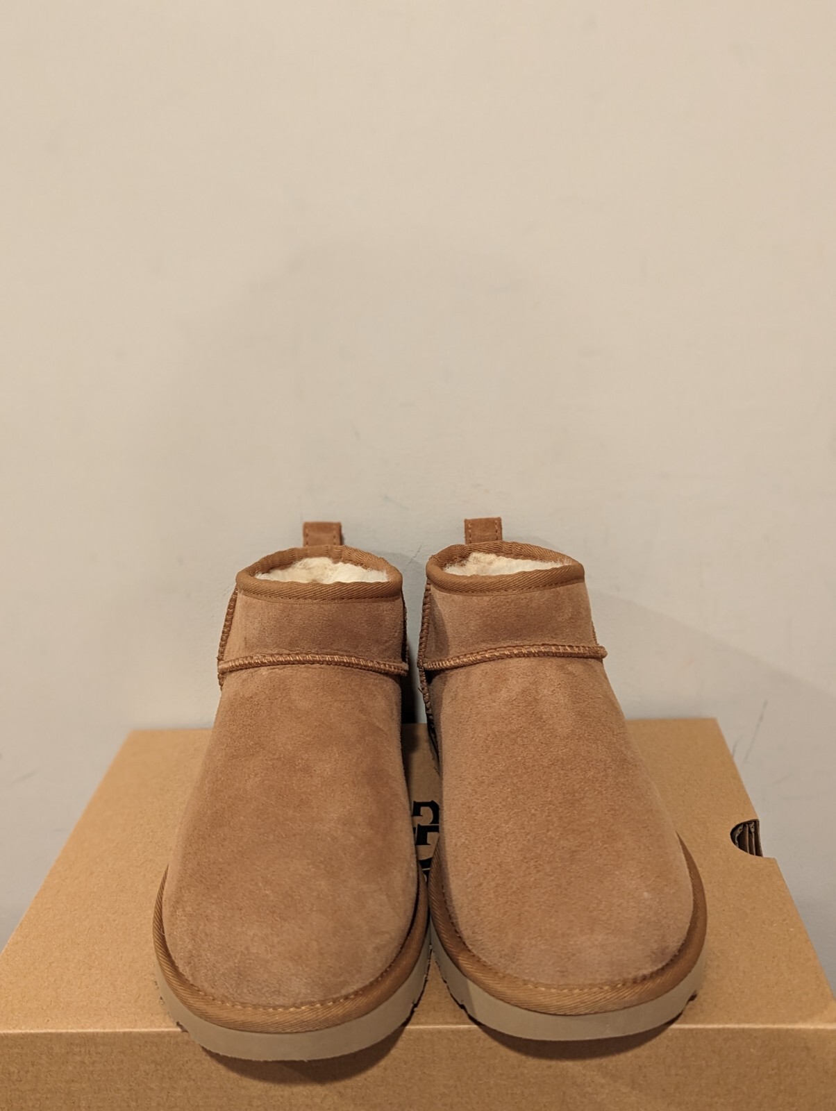 Pre-owned Ugg Australia Womens Classic Ultra Mini Boot Size 8 In Brown