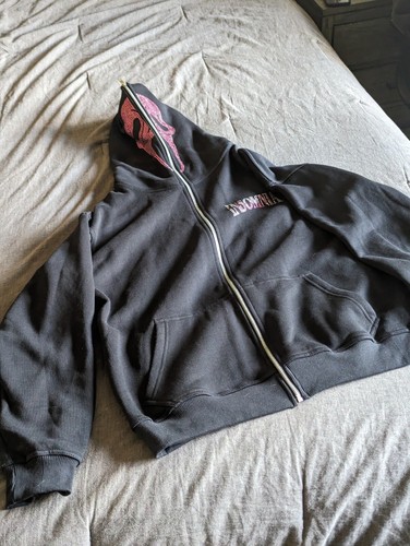 トップス LIFEMANIA LOGO HOODIE Simply Complicated Insomnia Visuals Cathedral Black Wash Zip Hoodie | Zumiez