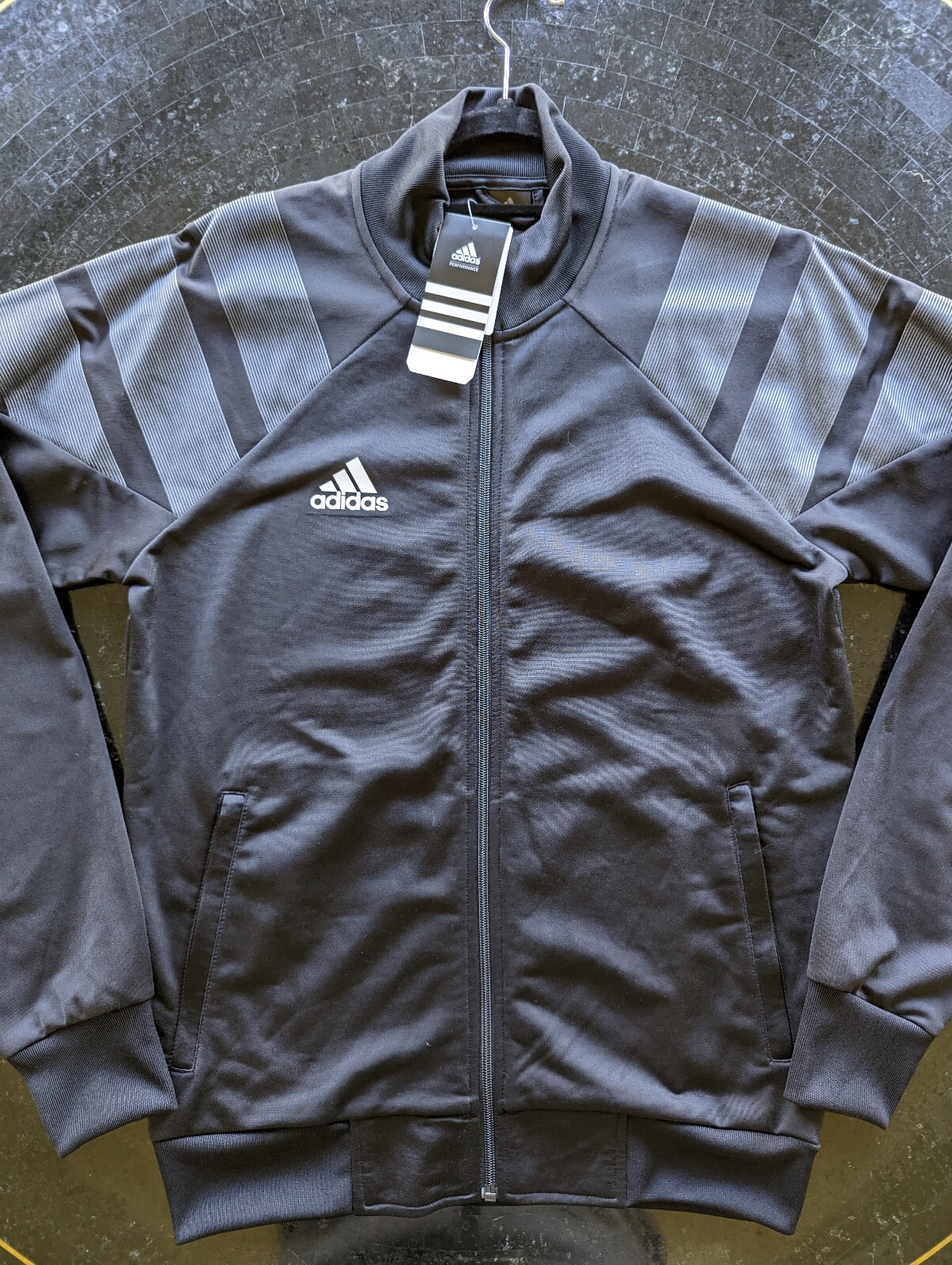 adidas tango arena