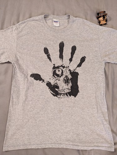 【archive】90s un Skull Holding Hands Tee archive】90s un Skull Holding Hands Tee