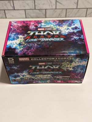Funko Pop! Thor Love and Thunder Marvel Collector Corps Box Size - M