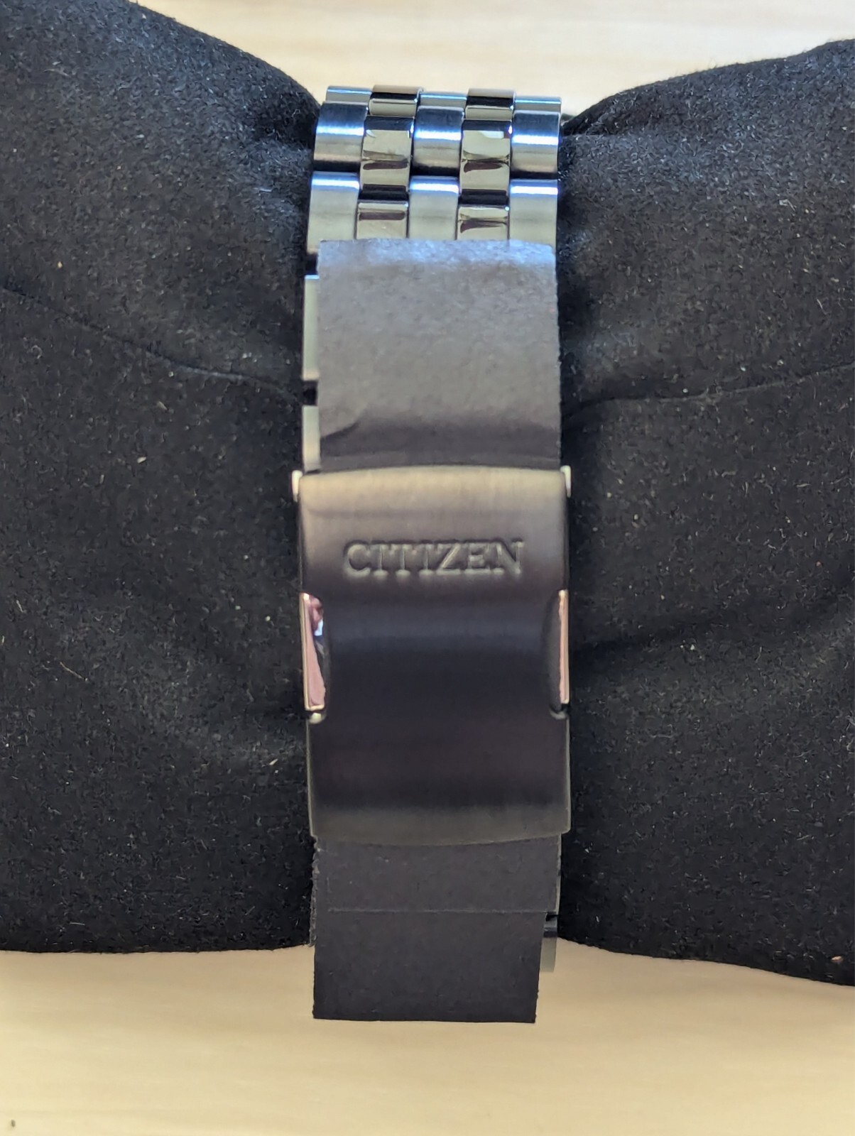 Pre-owned Citizen Blue Dial Sapphire Crystal Radio Controlled At9126-82l Men's Watch